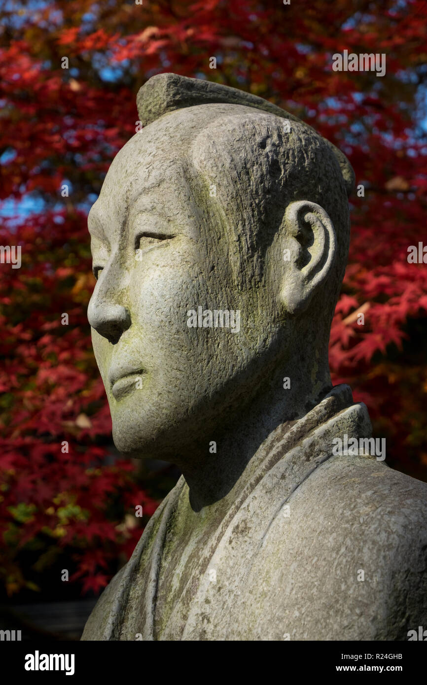 Statua di Odano Naotake al Aoyagi Samurai Manor Museum in Kaunodate, Giappone. Foto Stock