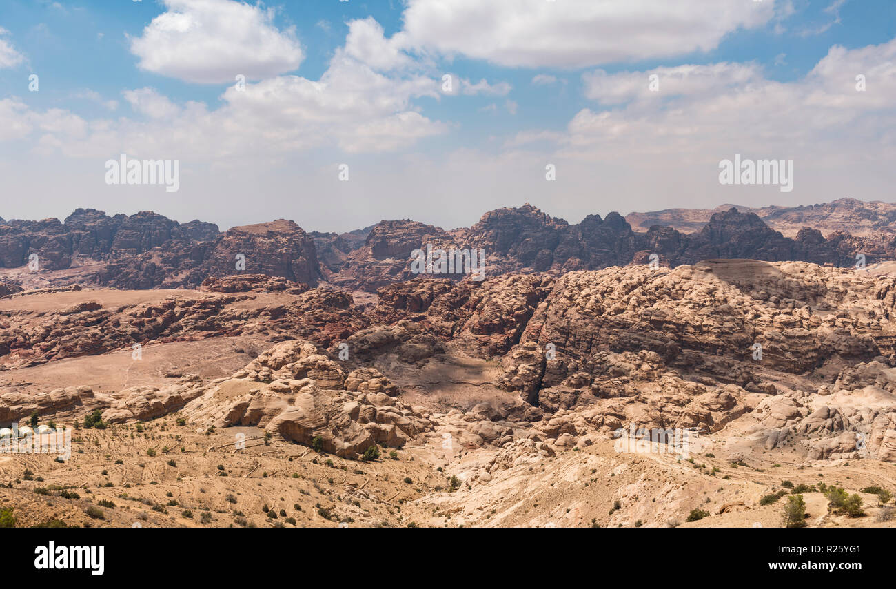 Vista della gola di Siq al Nabataean città di Petra Wadi Musa, Giordania Foto Stock