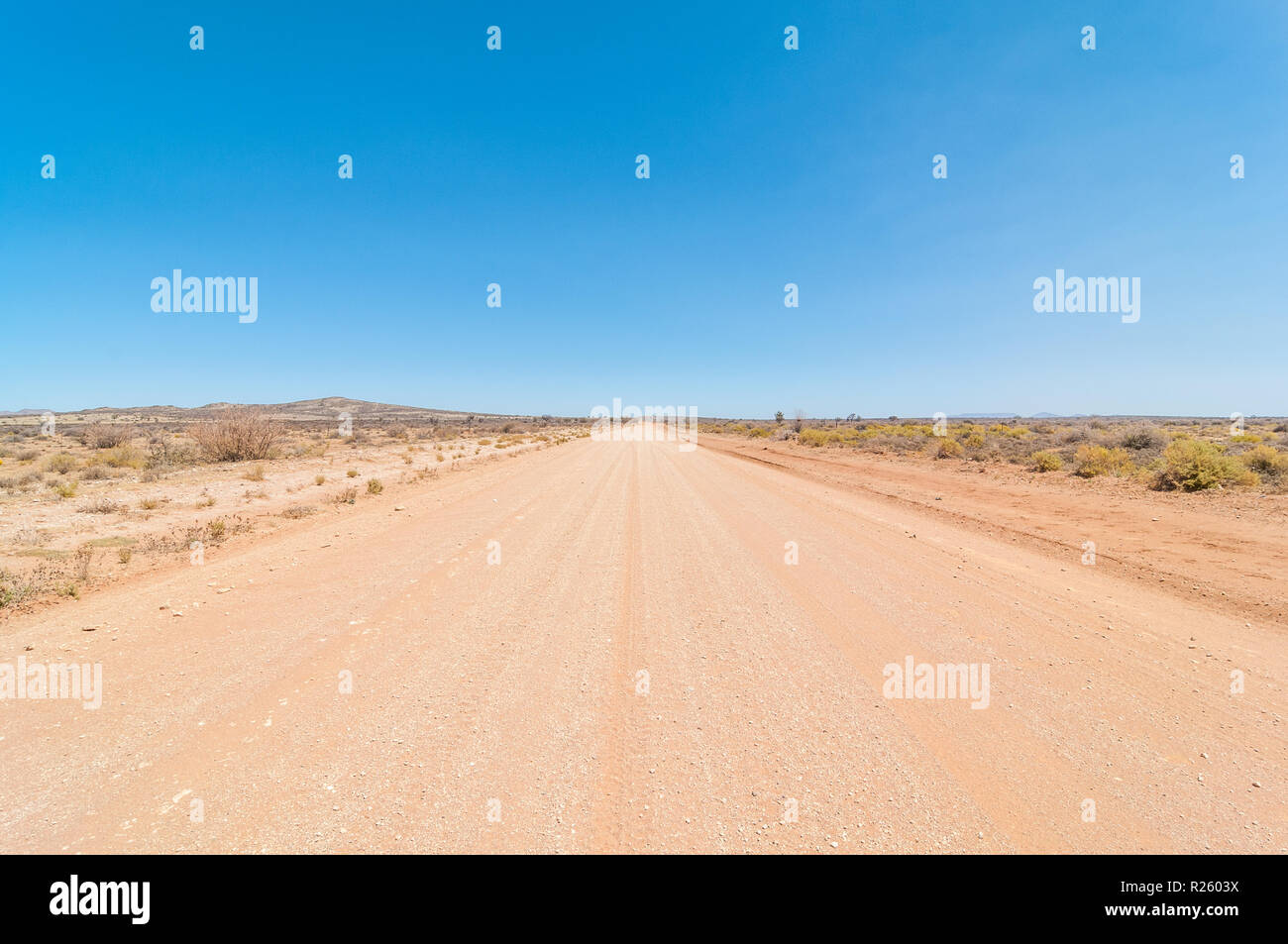 Vista di D1261 road, Namibia Foto Stock