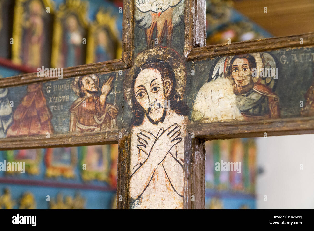Bardejov, Slovacchia. Il 9 agosto 2018. Un'icona raffigurante crocifisso Gesù crocifisso. Da una chiesa bizantina. Attualmente in un museo di Bardejov. Foto Stock