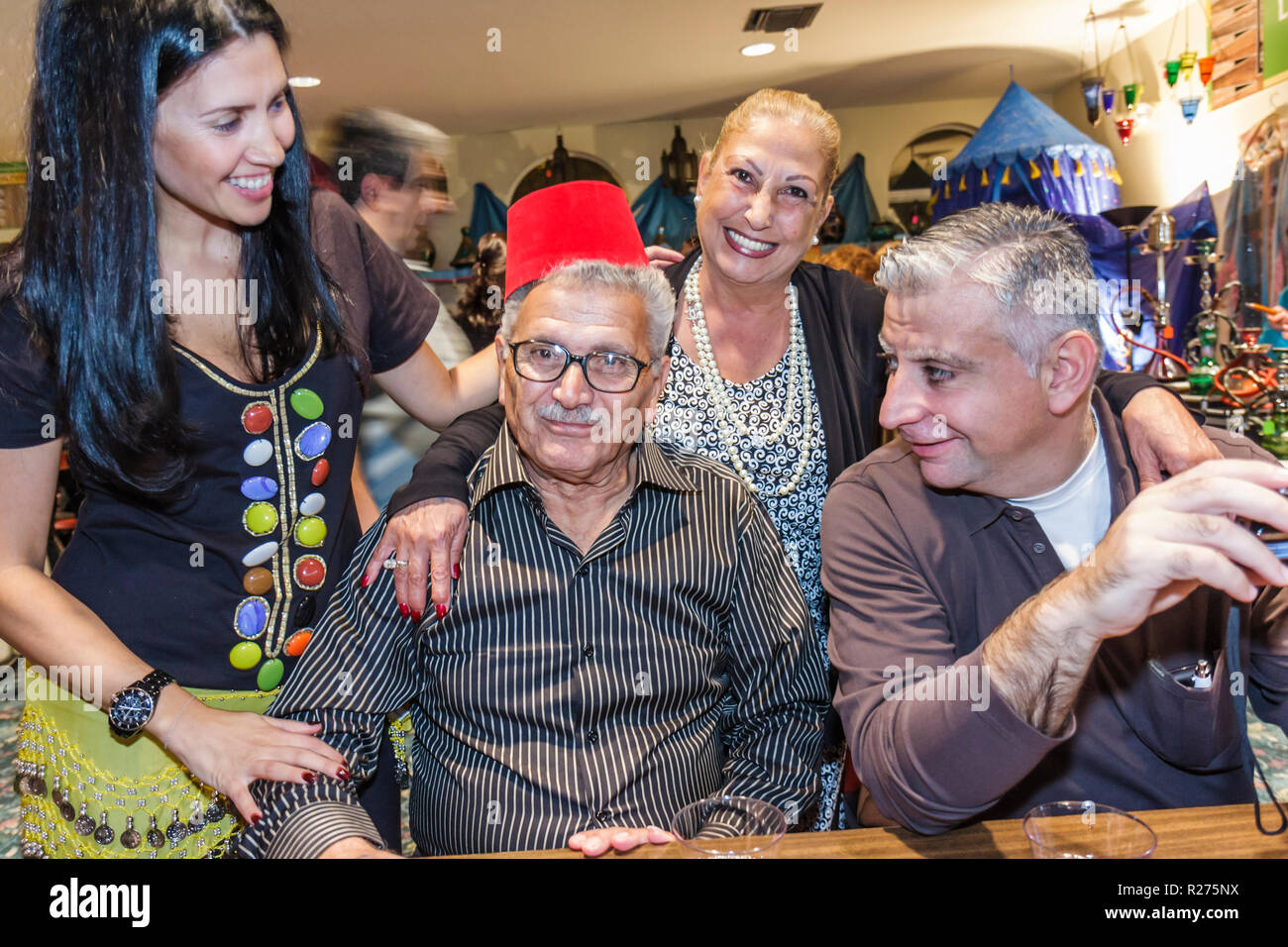 Miami Florida,Our Lady of Lebanon Maronite Catholic Church,Libanian Festival,festival fair,fundraiser,Heritage,Tradition,Arab American,donna w Foto Stock