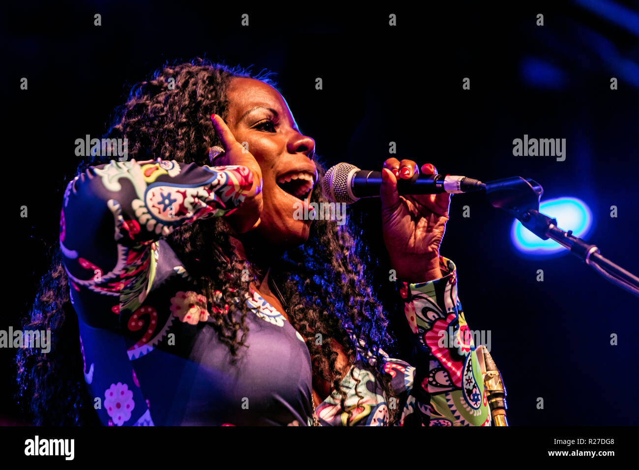 TIA FULLER esegue in corrispondenza della 61a MONTEREY JAZZ FESTIVAL - Monterey, California Foto Stock