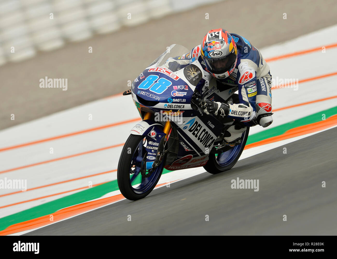 Cheste, Spagna.17 Novembre 2018,Jorge Martín,campione del mondo 2018 Moto 2 rider della Conca Gresini Racing Moto3, in qualifica per la pole position per la Comunitat Valenciana GP Credito: rosdemora/Alamy Live News Foto Stock