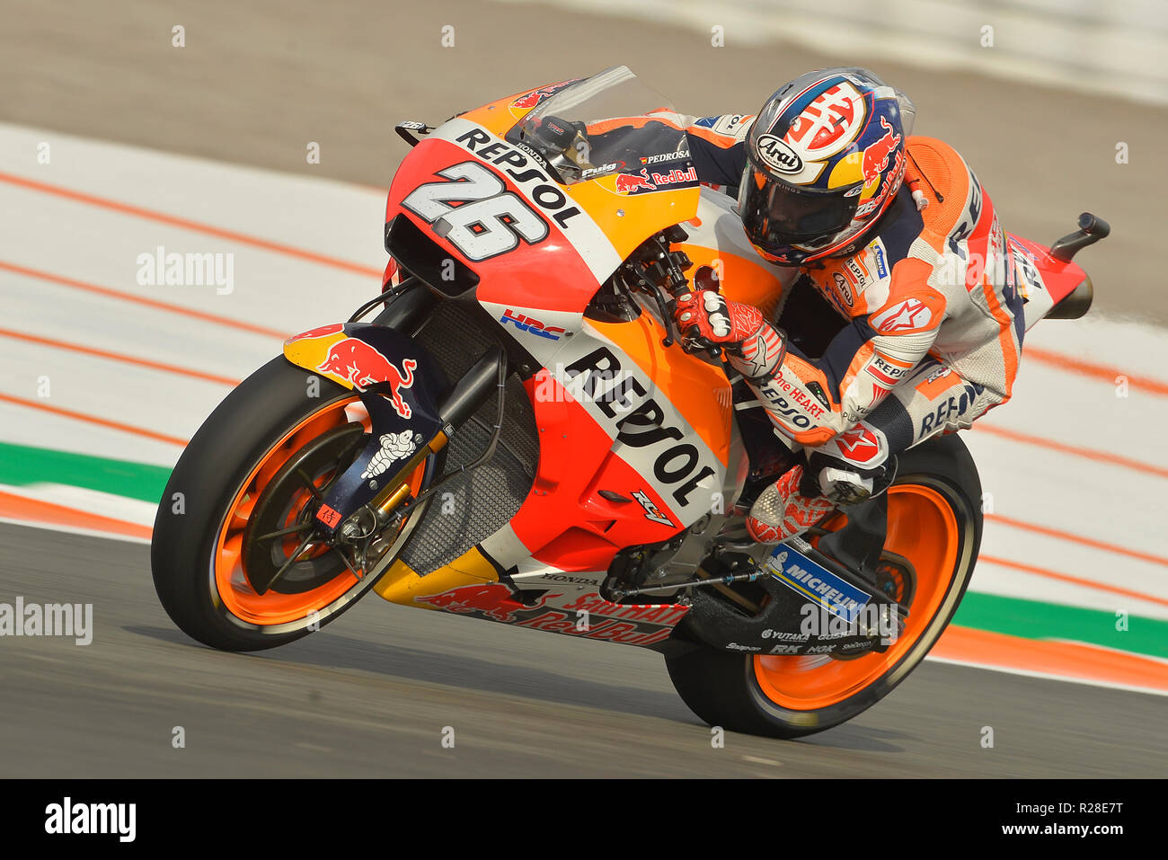 Cheste, Spagna.17 Novembre 2018,Dani Pedros,il pilota della motogp,,del team Repsol Honda, in qualifica per la pole position per la Comunitat Valenciana GP.Questo è l'ultimo GP della carriera Credito: rosdemora/Alamy Live News Foto Stock