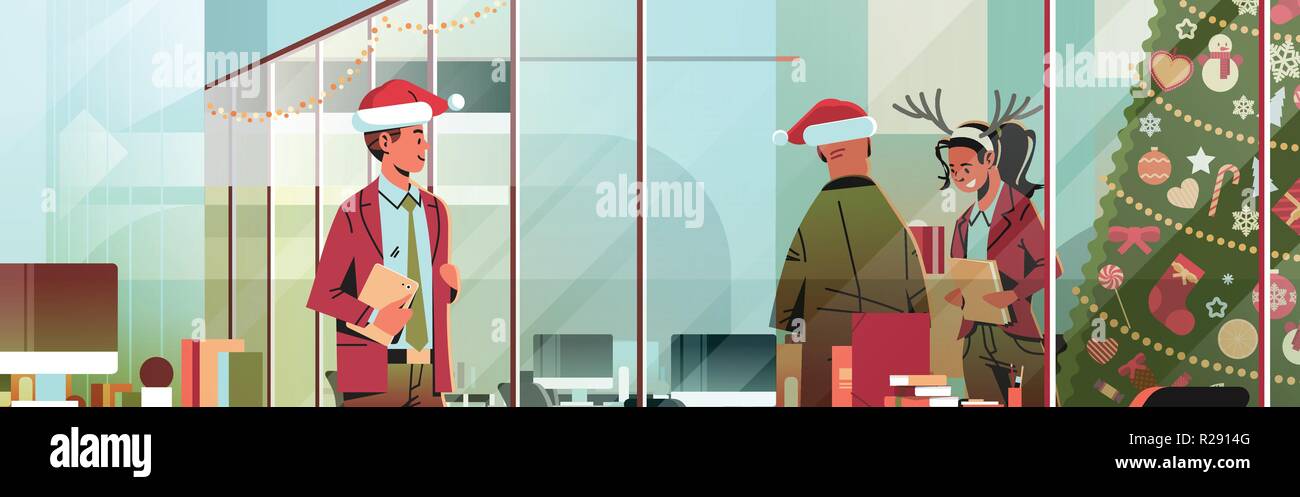 La gente di affari che indossa Red Hat lavora in un ufficio moderno buon Natale felice anno nuovo per le festività concetto orizzontale piana Illustrazione Vettoriale