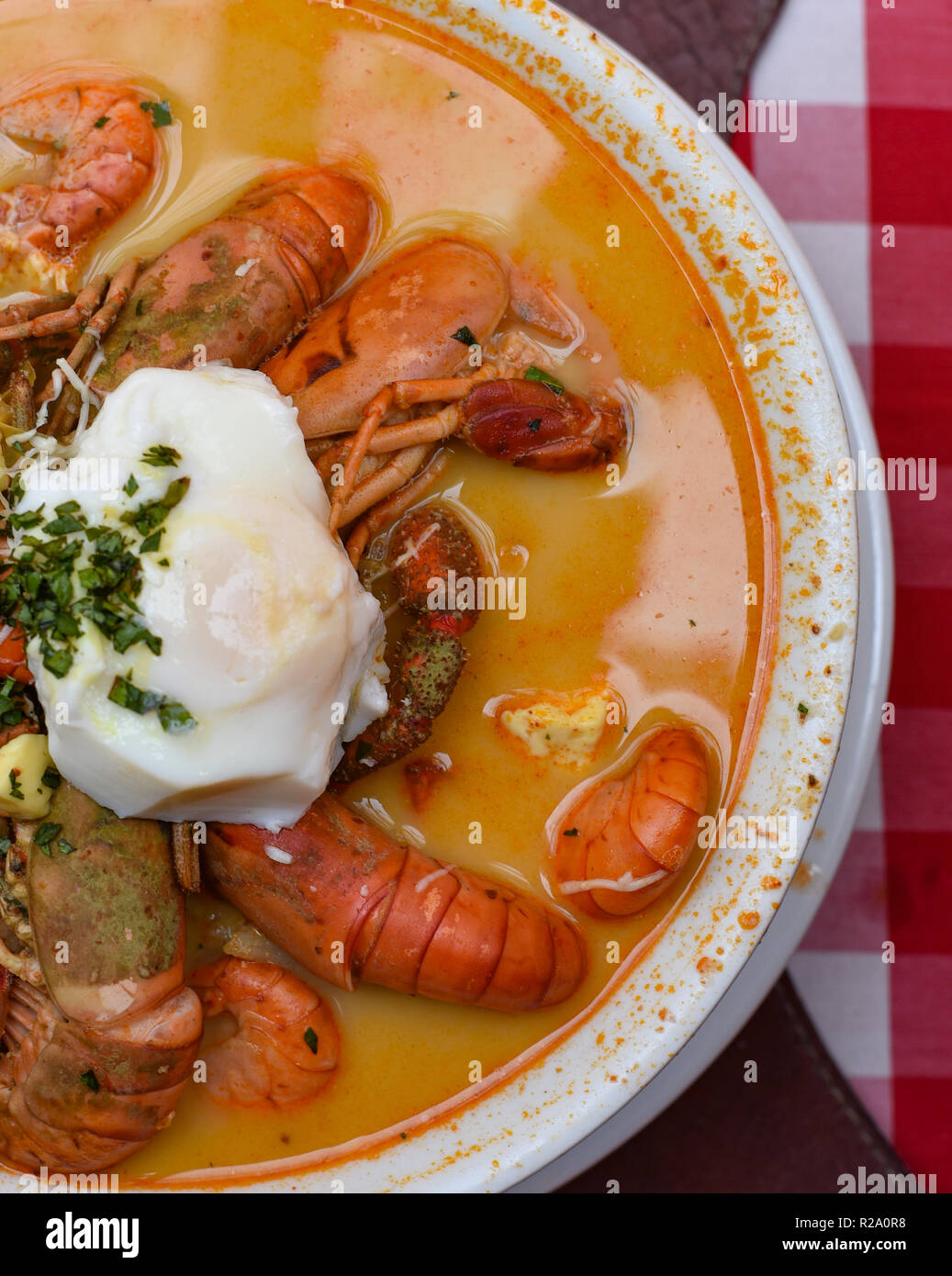 "Chupe de camarones', un tradizionale piatto di gamberoni dalla città di Arequipa, Perù Foto Stock