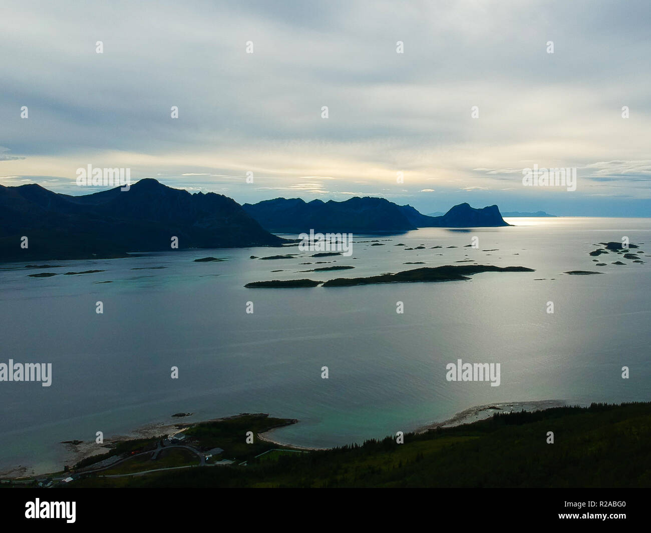 Vista aerea della costa di Senja, Norvegia Foto Stock
