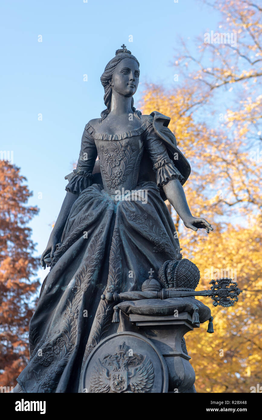 Zerbst, Germania - 11 Novembre 2018: vista del monumento a Friederike Auguste Sophie, Principessa di Anhalt-Zerbst, nato principessa di Anhalt-Bernburg. S Foto Stock