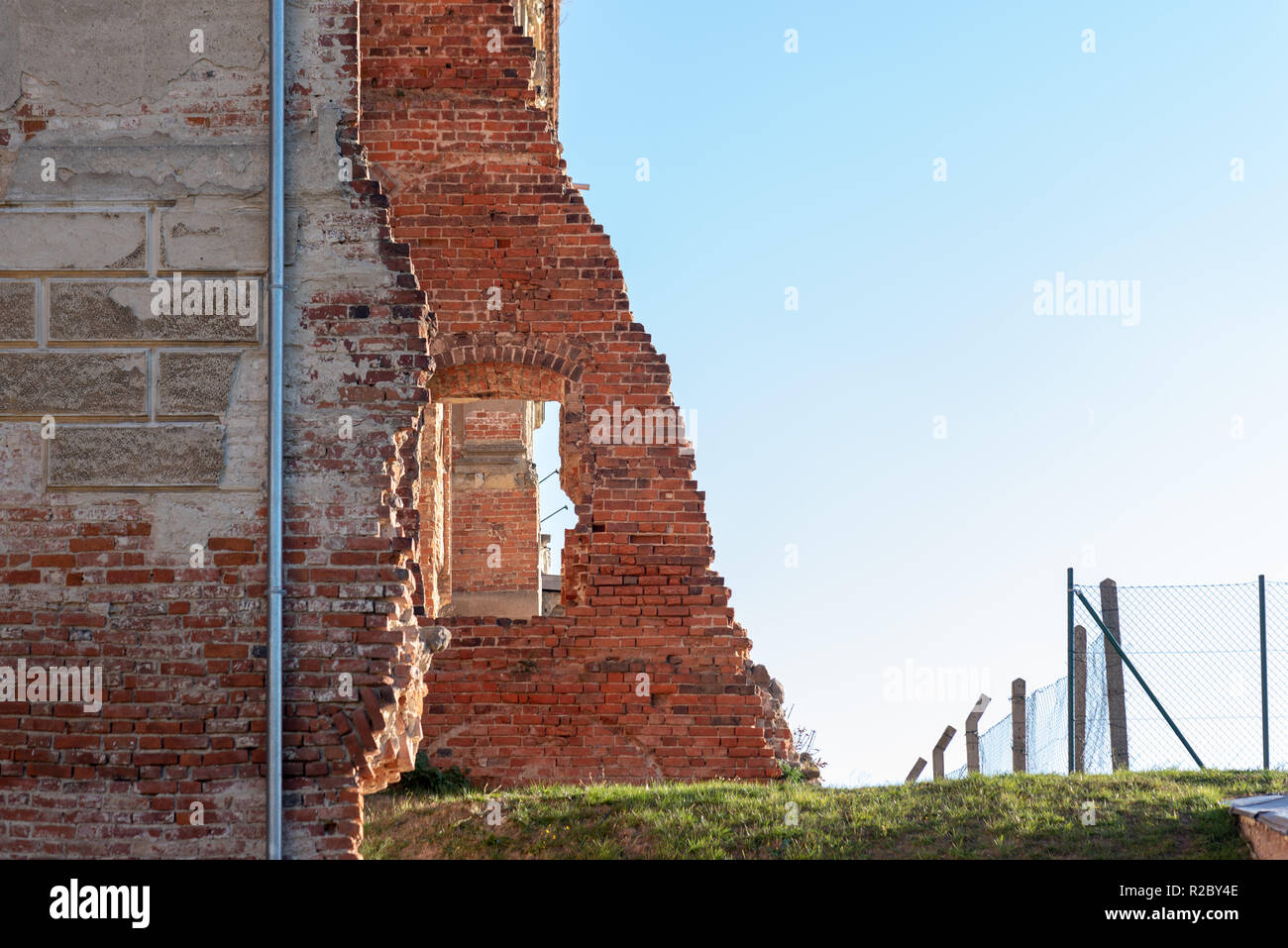 Zerbst, Germania - 11 Novembre 2018: vista del castello della città di Zerbst, Germania. Era la residenza dei principi di Anhalt-Zerbst. Essa è stata b Foto Stock