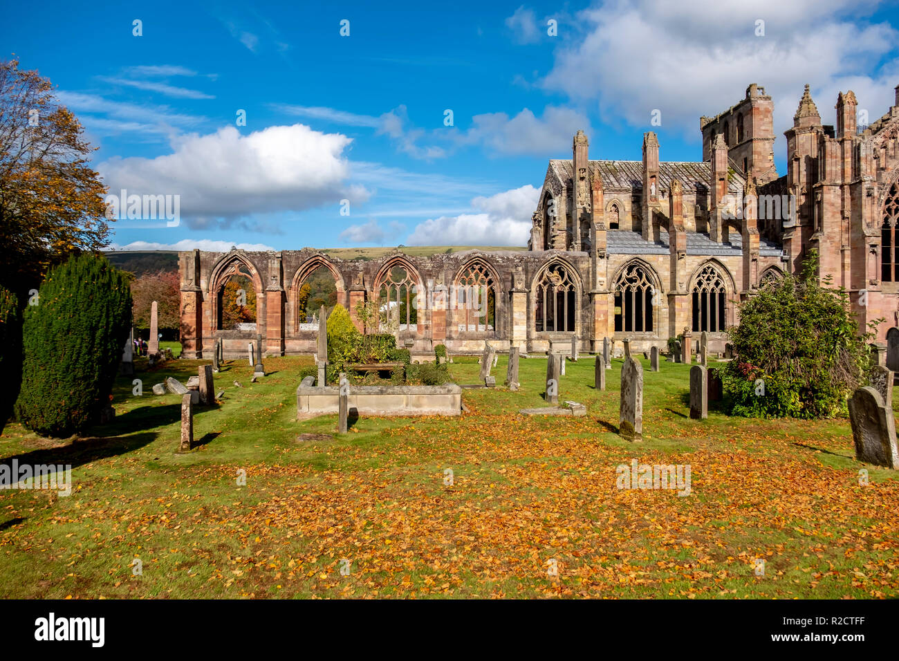 Melrose Abbey resti in autunno - Scottish Borders - Regno Unito Foto Stock