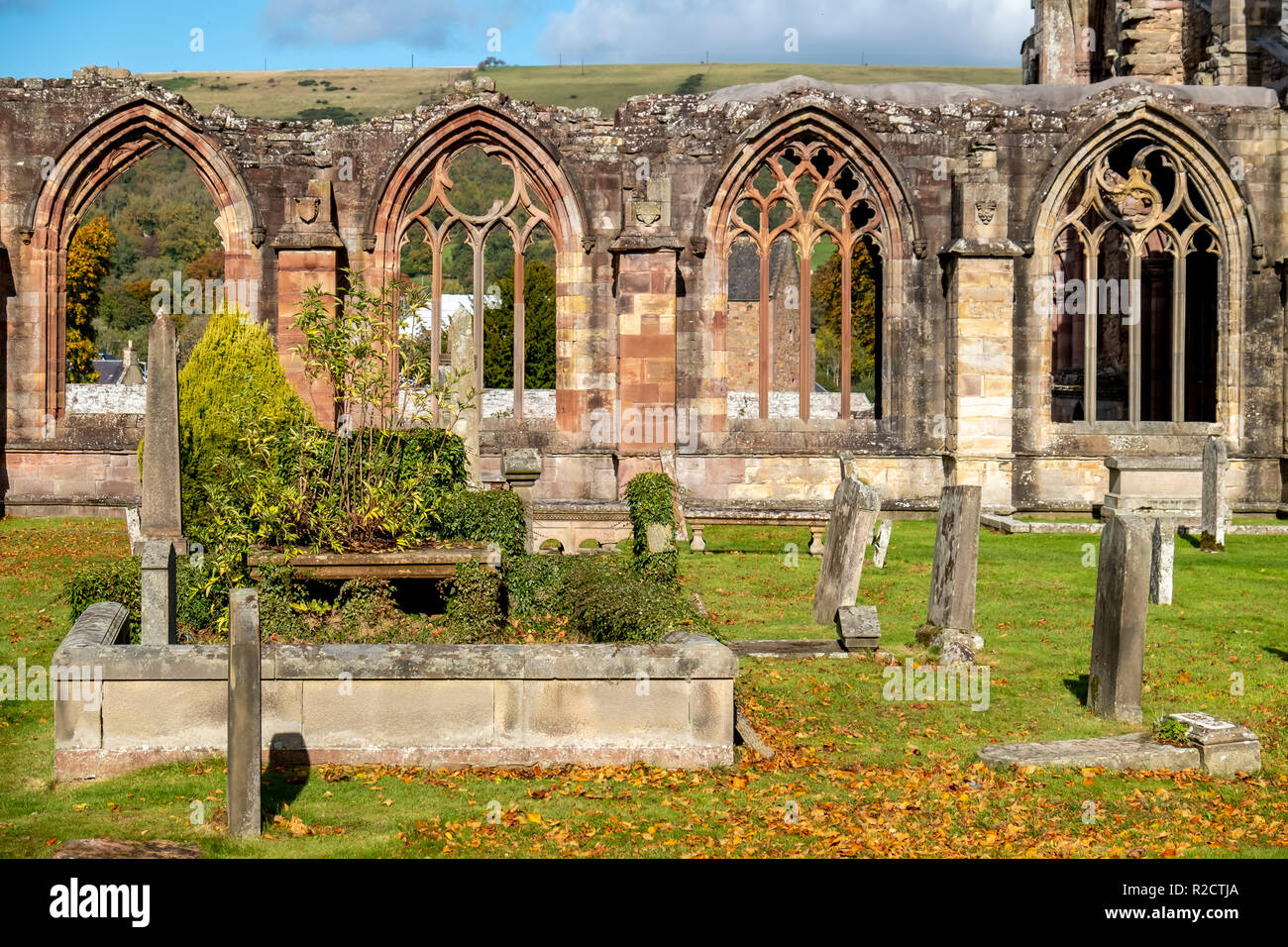 Melrose Abbey resti in autunno - Scottish Borders - Regno Unito Foto Stock