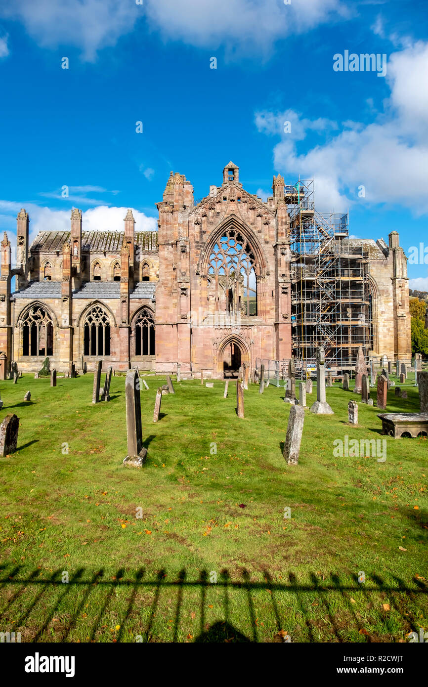 Melrose Abbey resti in autunno - Scottish Borders - Regno Unito Foto Stock