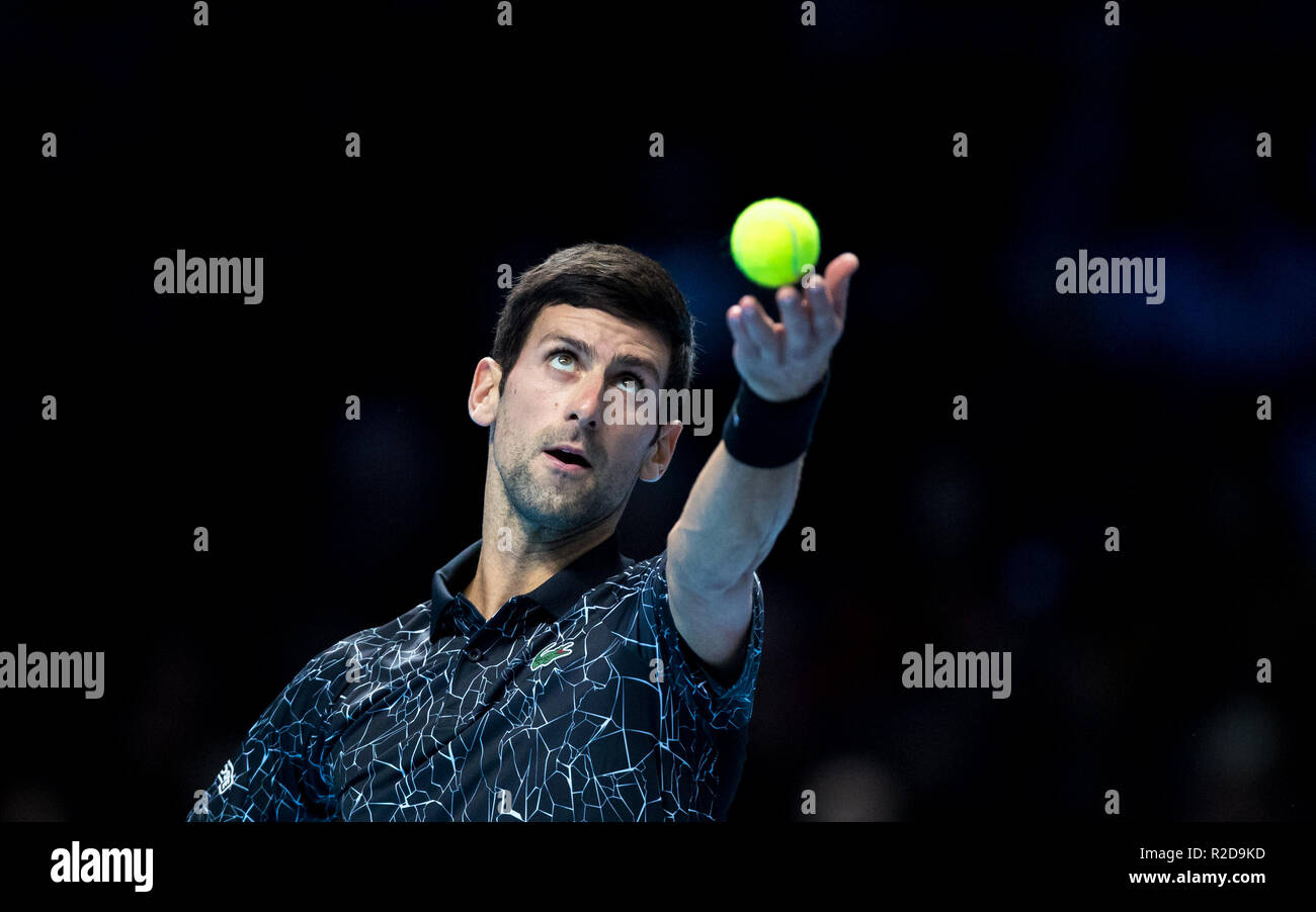 Londra, Regno Unito. Xviii Nov, 2018. Novak Djokovic (Serbia) durante la finale di Nitto ATP Finals London 2018 all'O2, Londra, Inghilterra il 18 novembre 2018. Foto di Andy Rowland. Credito: Andrew Rowland/Alamy Live News Foto Stock
