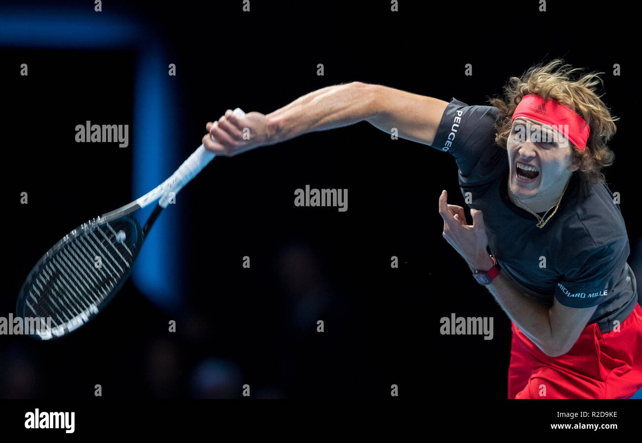 Londra, Regno Unito. Xviii Nov, 2018. Alexander Zverev (Germania) durante la finale di Nitto ATP Finals London 2018 all'O2, Londra, Inghilterra il 18 novembre 2018. Foto di Andy Rowland. Credito: Andrew Rowland/Alamy Live News Foto Stock