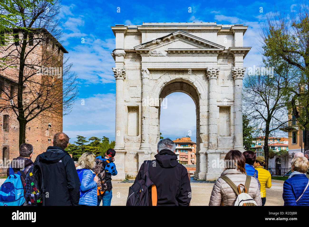 L'Arco dei Gavi è una struttura antica di Verona. Esso è stato costruito dalla Gens Gavia, una nobile famiglia romana che avevano le loro città natale in Verona. Durante il Foto Stock