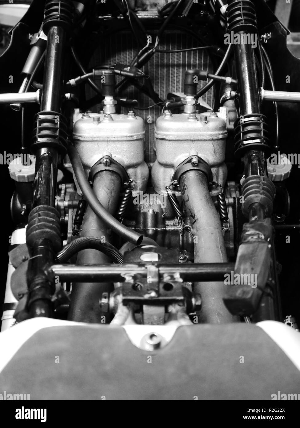 Sedile e carburatori su 1982 Suzuki RG500 MK7 moto di produzione.. Cavalcato da Gary Lingham. Vincitore anche al 2012 CRMC 500cc GP,Sean Emmett. Foto Stock