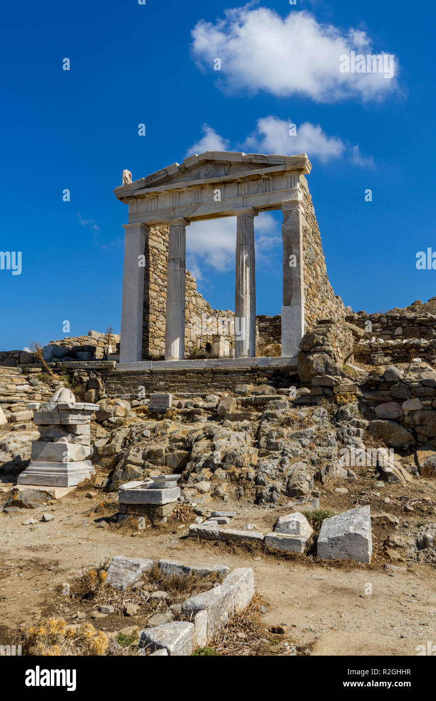 Gli antichi monumenti e resti sulla sacra isola di Delos, Grecia. Il luogo di nascita del dio Apollo. Foto Stock