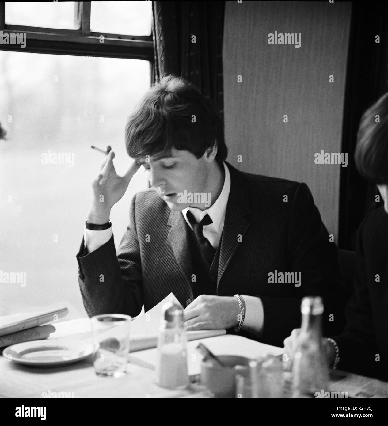 Un dura giornata di notte Anno : 1964 Direttore del Regno Unito : Richard Lester Paul McCartney Foto Stock