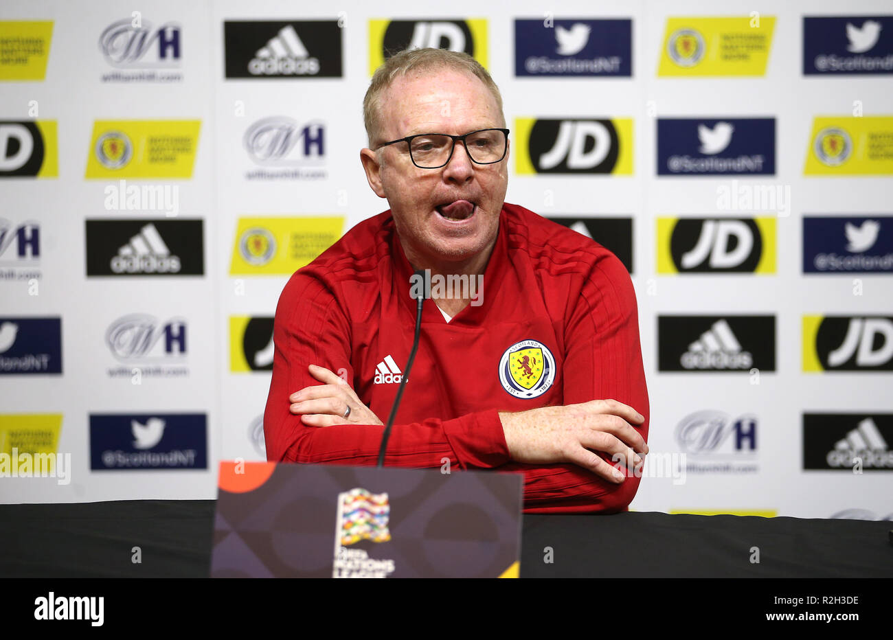 Il direttore scozzese Alex McLeish durante la conferenza stampa a Hampden Park, Glasgow. PREMERE ASSOCIAZIONE foto. Data immagine: Lunedì 19 novembre 2018. Scopri la storia di calcio della Pennsylvania Scotland. Il credito fotografico dovrebbe essere: Jane Barlow/PA Wire. Foto Stock