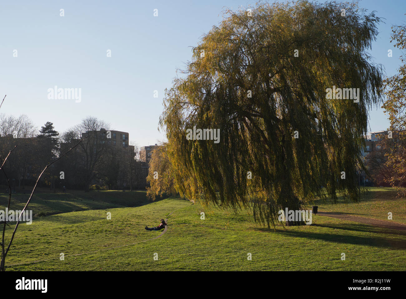 Wandle Park a Croydon Londra Sud in autunno Foto Stock