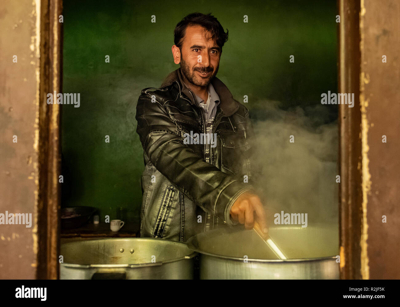 Cuocere maschio.Pakistan. Islamabad. Foto Stock