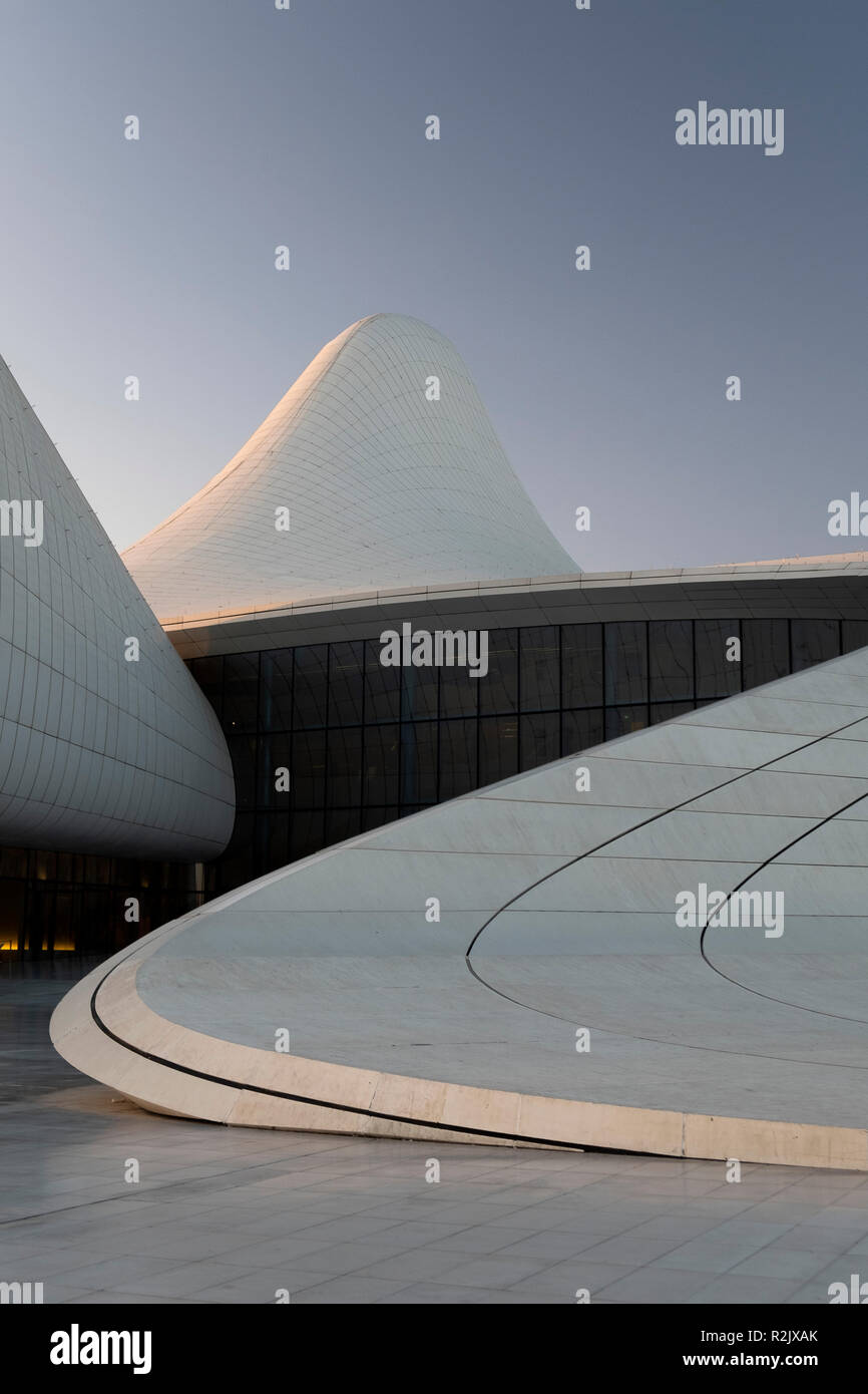 Heydar Aliyev Centro, Baku, Azerbaijan Foto Stock