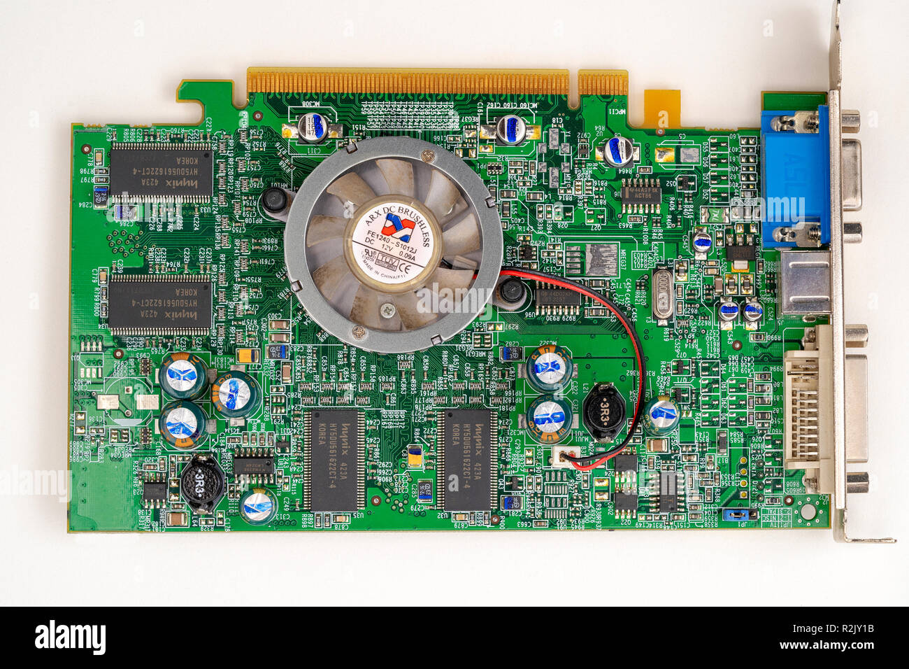 Computer graphics card close up su sfondo bianco Foto Stock