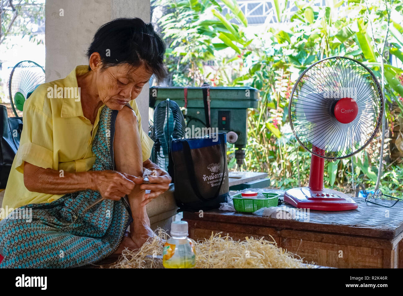 Ombrello in fabbrica a Bo Sang, Thailandia Foto Stock Ombrello in fabbrica a Bo Sang, Thailandia Foto Stock