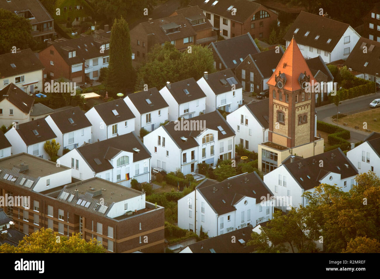 Vista aerea, Buer, case unifamiliari a motivo dell'ex città vivaio Gelsenkirchen, Gelsenkirchen, zona della Ruhr, Renania settentrionale-Vestfalia, Germania, Europa Foto Stock