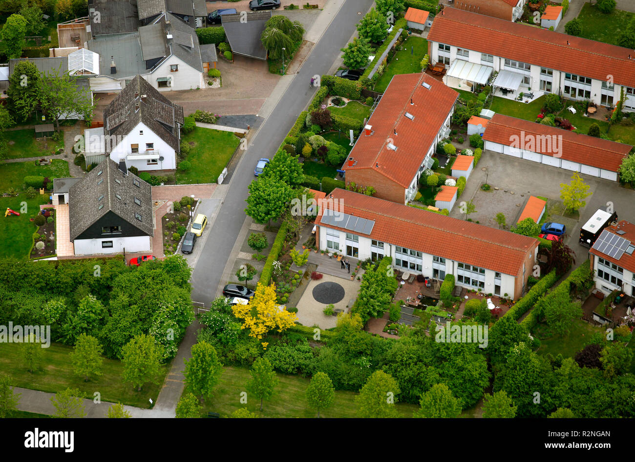 Vista aerea, Biennale internazionale di arte della luce, Barbara Hoepping e Peter Freudenthal Kreikenhof carbone Carbone arte heap, Lünen, zona della Ruhr, Renania settentrionale-Vestfalia, Germania, Europa Foto Stock