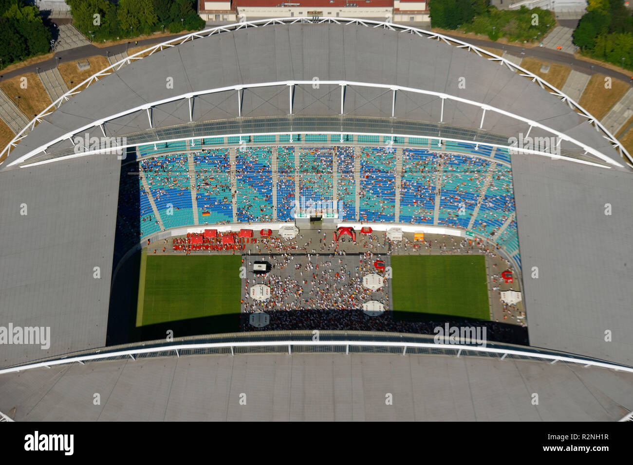 Vista aerea, Zentralstadion, Elsterbecken, Visualizzazione pubblico nello stadio, Vista Aerea, Cottaweg 4, Lipsia, Sassonia, Germania, Europa Foto Stock