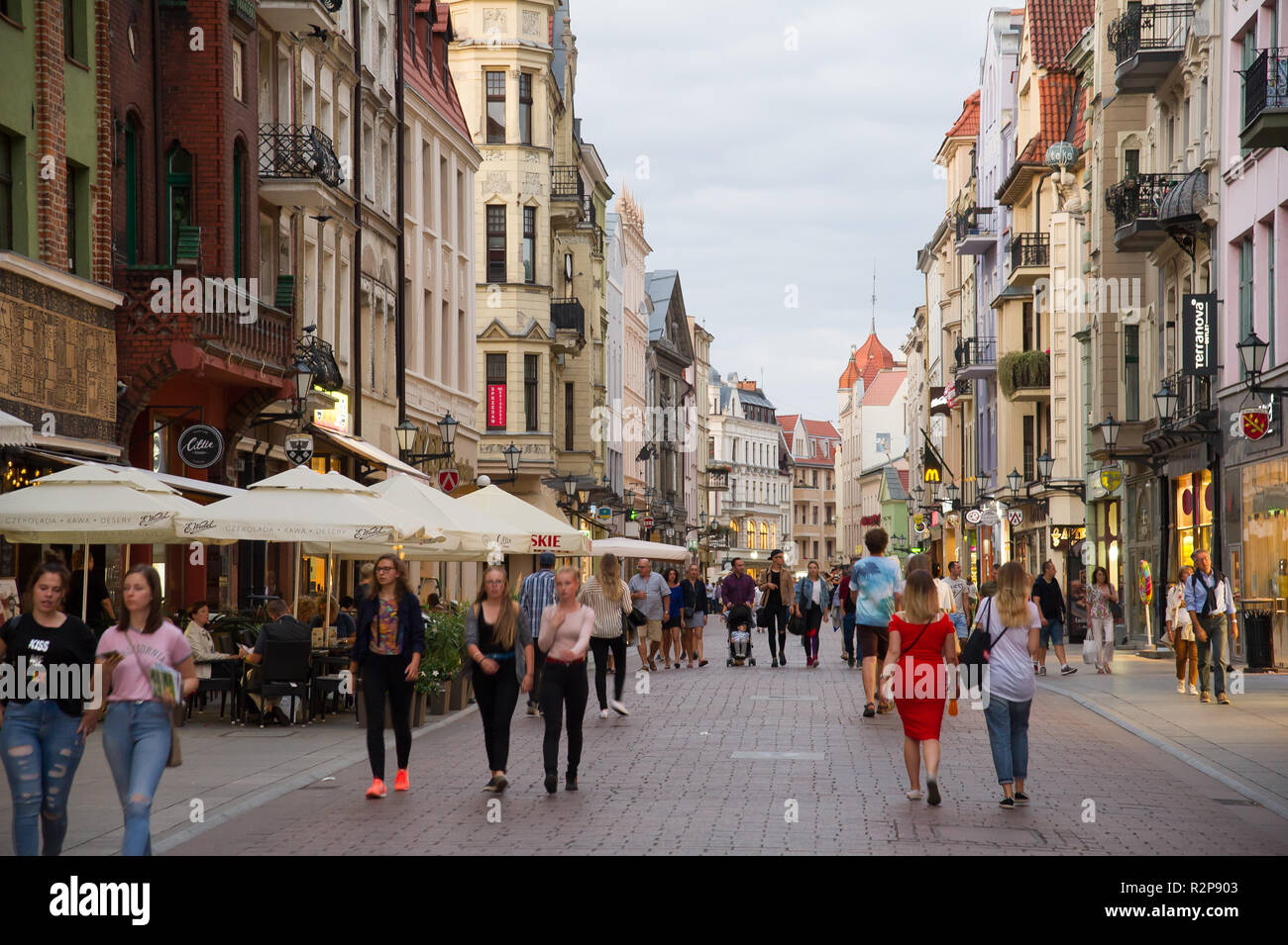 Szeroka Street a Torun Città Vecchia elencati di patrimonio mondiale dall UNESCO a Torun, Polonia. Il 3 settembre 2018 © Wojciech Strozyk / Alamy Stock Photo Foto Stock