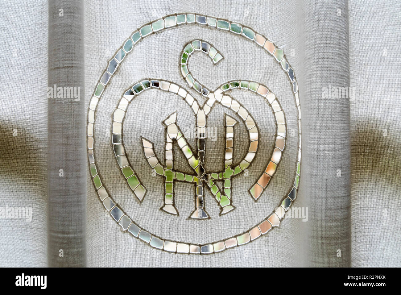 Firenze, Farmaceutica di Santa Maria Novella, Cortina, monogramma Foto Stock
