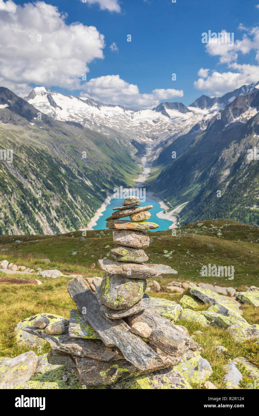 Vicino a Cairns Olperer capanna, nella valle di Schlegeis Strausee, Alpi della Zillertal, Tirolo, Schwaz District, Austria Foto Stock