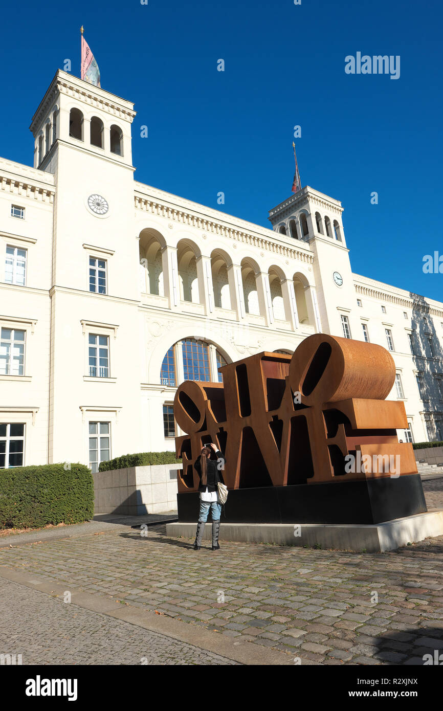 Berlino Germania - Hamburger Bahnhof museo di arte è un ex stazione ferroviaria Foto Stock