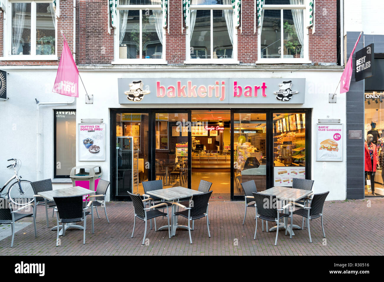 Bakker Bart shop in Sneek, Paesi Bassi. Bakker Bart è la più grande catena di prodotti da forno nei Paesi Bassi. Foto Stock