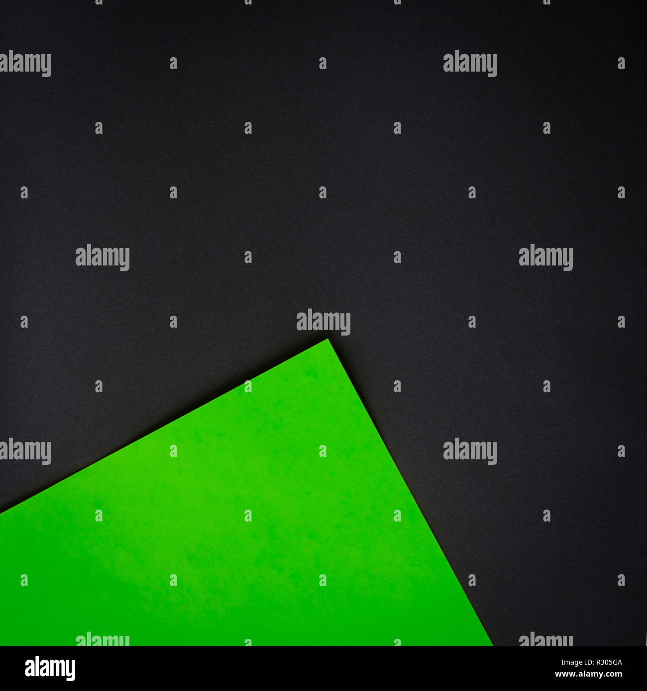 Abstract sfondo della carta, nero e verde foglio di carta Foto Stock