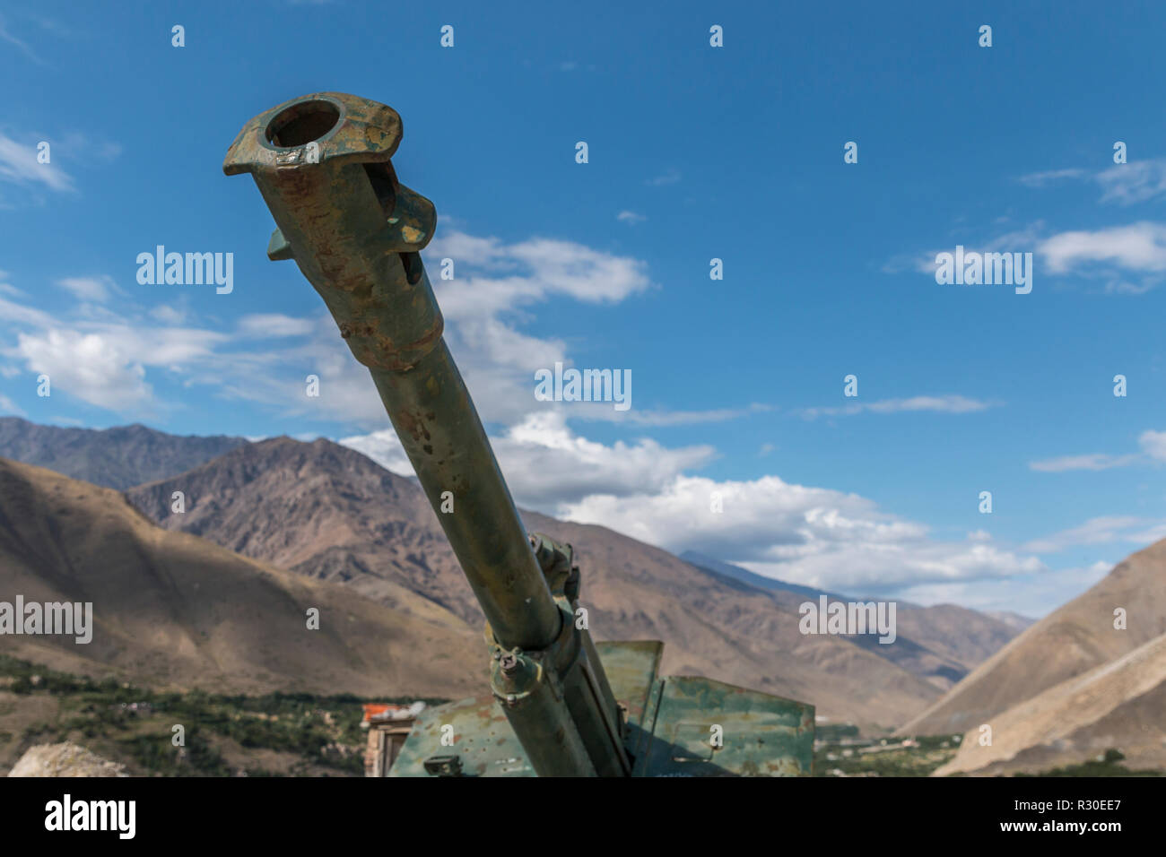 Arrugginimento serbatoio dalla invasione sovietica dell'Afghanistan in 1979, il Panjshir Valley, Afghanistan Foto Stock