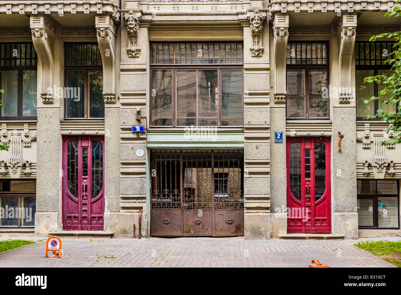 Architettura Art nouveau a Riga - Alberta iela 2 - casa vivente di Mikhail Eisenstein costruito nel 1906. , Riga, Lettonia, Paesi baltici, Europa. Foto Stock