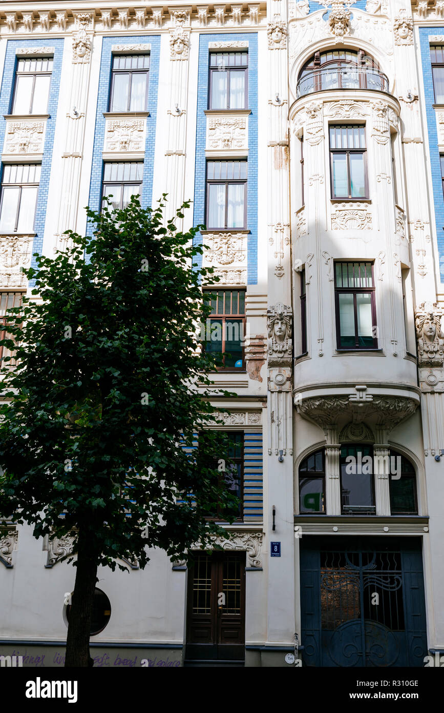 Architettura Art nouveau a Riga - Alberta iela 8 - casa vivente di Mikhail Eisenstein costruito nel 1903. Riga, Lettonia, Paesi baltici, Europa. Foto Stock