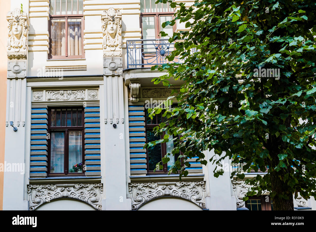 Architettura Art nouveau a Riga - Alberta iela 8 - casa vivente di Mikhail Eisenstein costruito nel 1903. Riga, Lettonia, Paesi baltici, Europa. Foto Stock