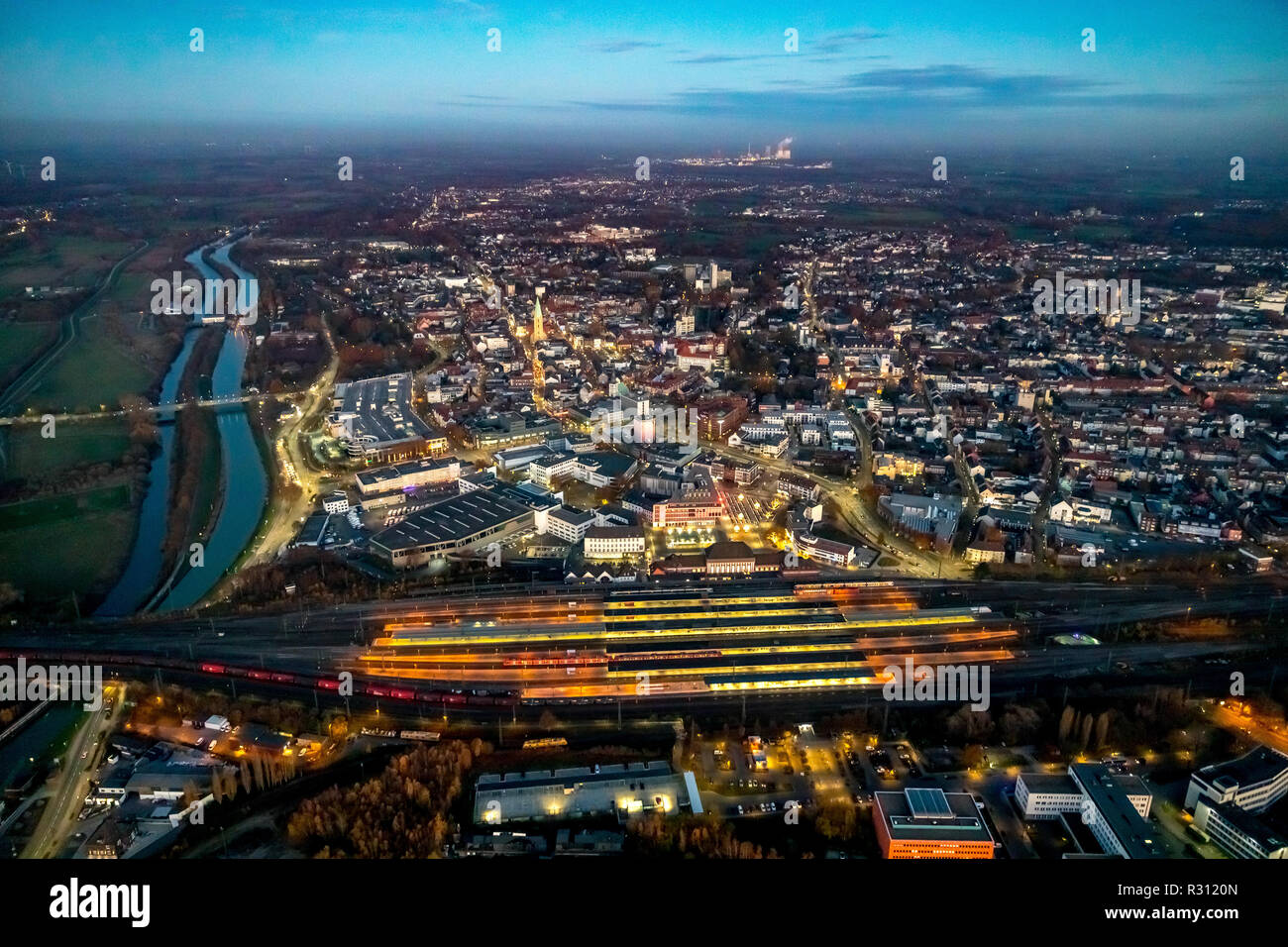 Sulla mente, DEU, Germania, Europa, Hamm, Hamm Stazione Centrale, SRH College di logistica e di economia, downtown Hamm, Kleist Forum, la fotografia aerea Foto Stock