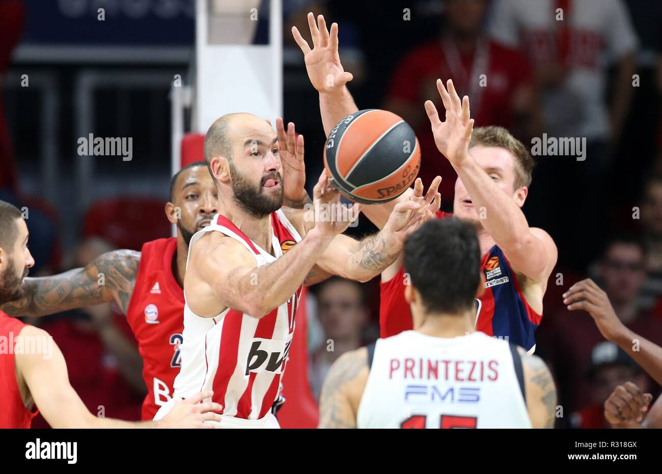 Monaco di Baviera, Deutschland. Xx Nov, 2018. firo: 20.11.2018, basket Eurolega, stagione 2018/2019, FC Bayern basket - Olympiakos Piraus, Vassilis Spanoulis, Olympiacos Piraus, Olympiacos, Piraus, Pireo, mezza figura, | Utilizzo di credito in tutto il mondo: dpa/Alamy Live News Foto Stock