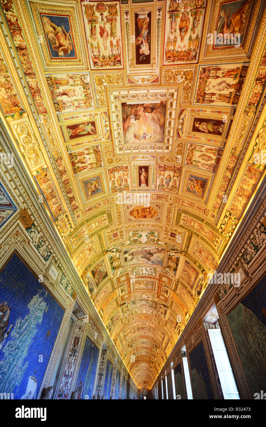 Galleria delle Carte Geografiche nei Musei Vaticani. Foto Stock