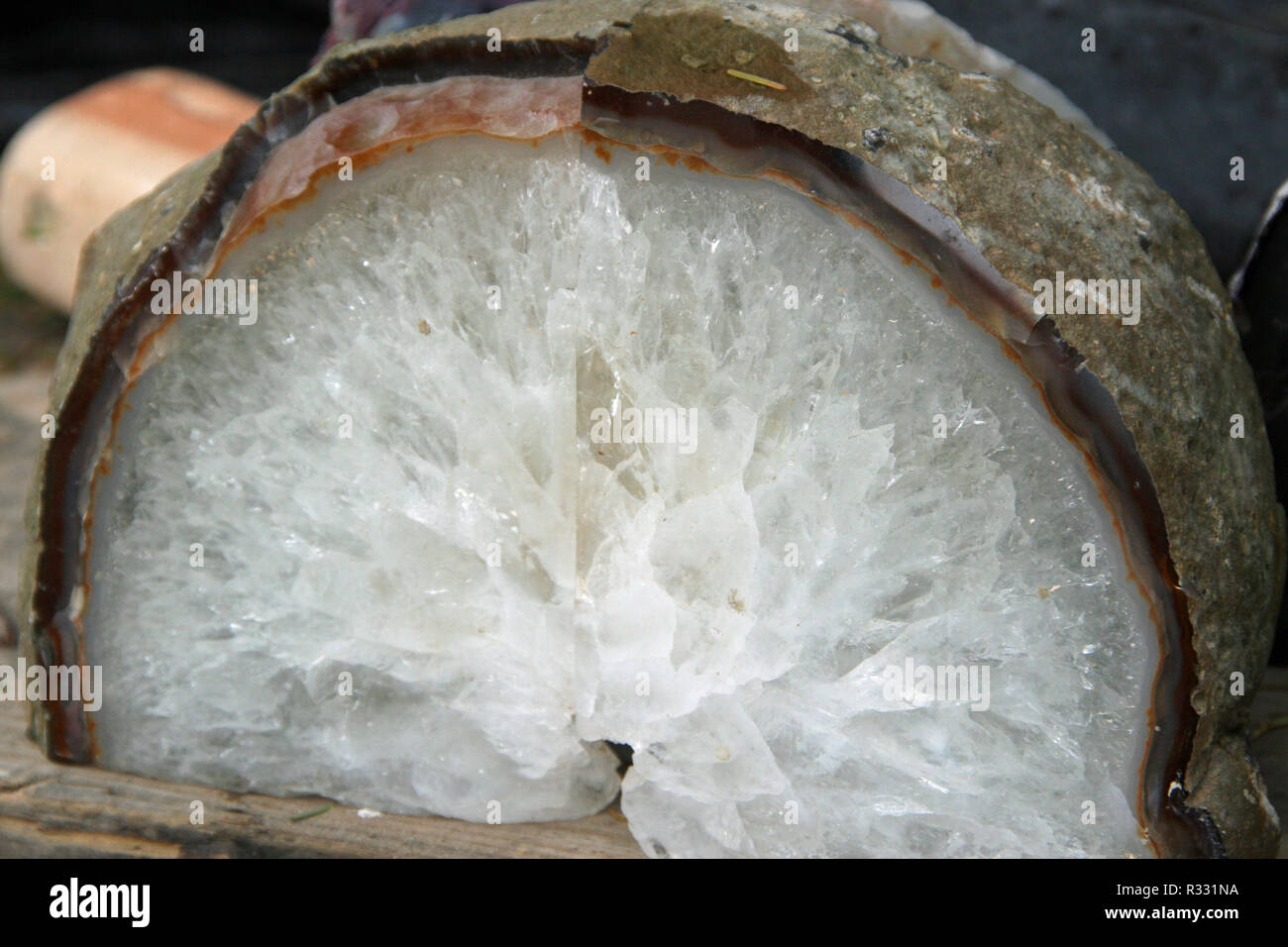 Il Ceppo di Agata di naturale bellezza bianco modello di cristallo Foto Stock