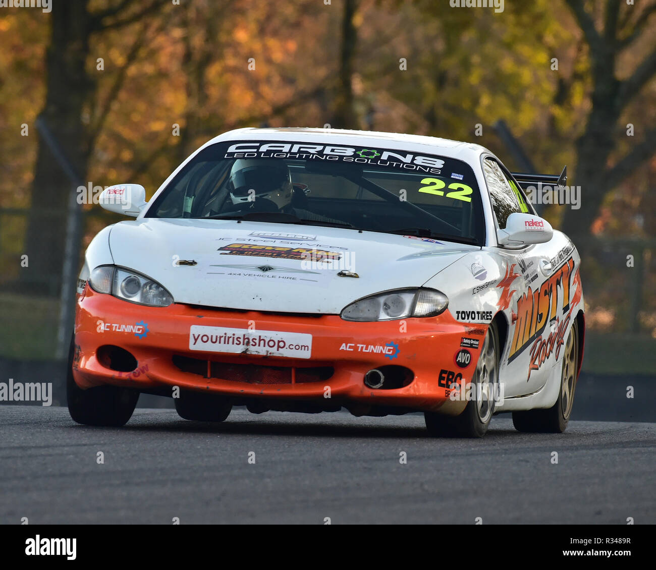 Nick Moore, Hyundai Coupe 2000, Hyundai Coupe Cup, BARC, nella gara notturna incontro, Brands Hatch, novembre 2018, il circuito da corsa, concorrenza, Englan Foto Stock