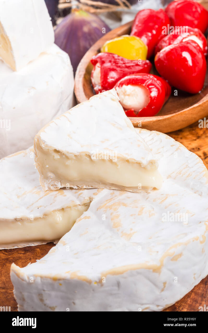 Formaggio a pasta morbida antipasti Foto Stock