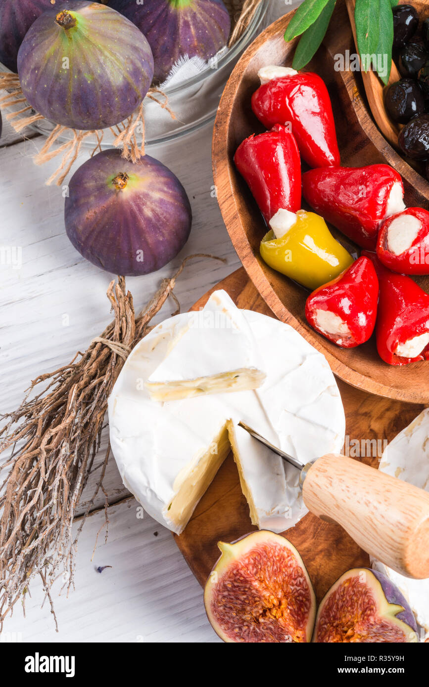 Formaggio a pasta morbida antipasti Foto Stock