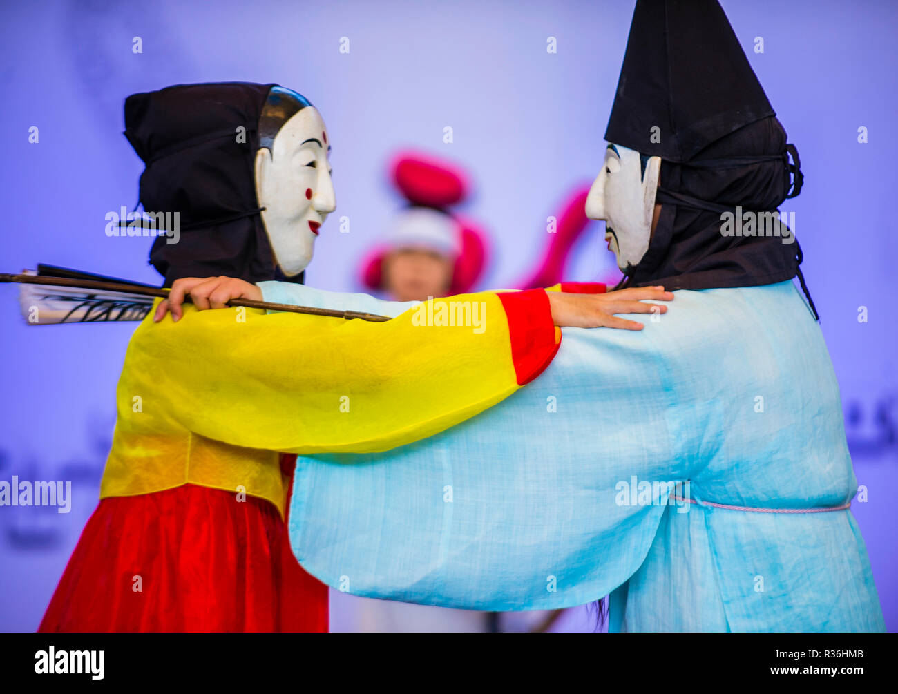 Attori che suonano il tradizionale Maskdance coreano ad Andong Korea Foto Stock