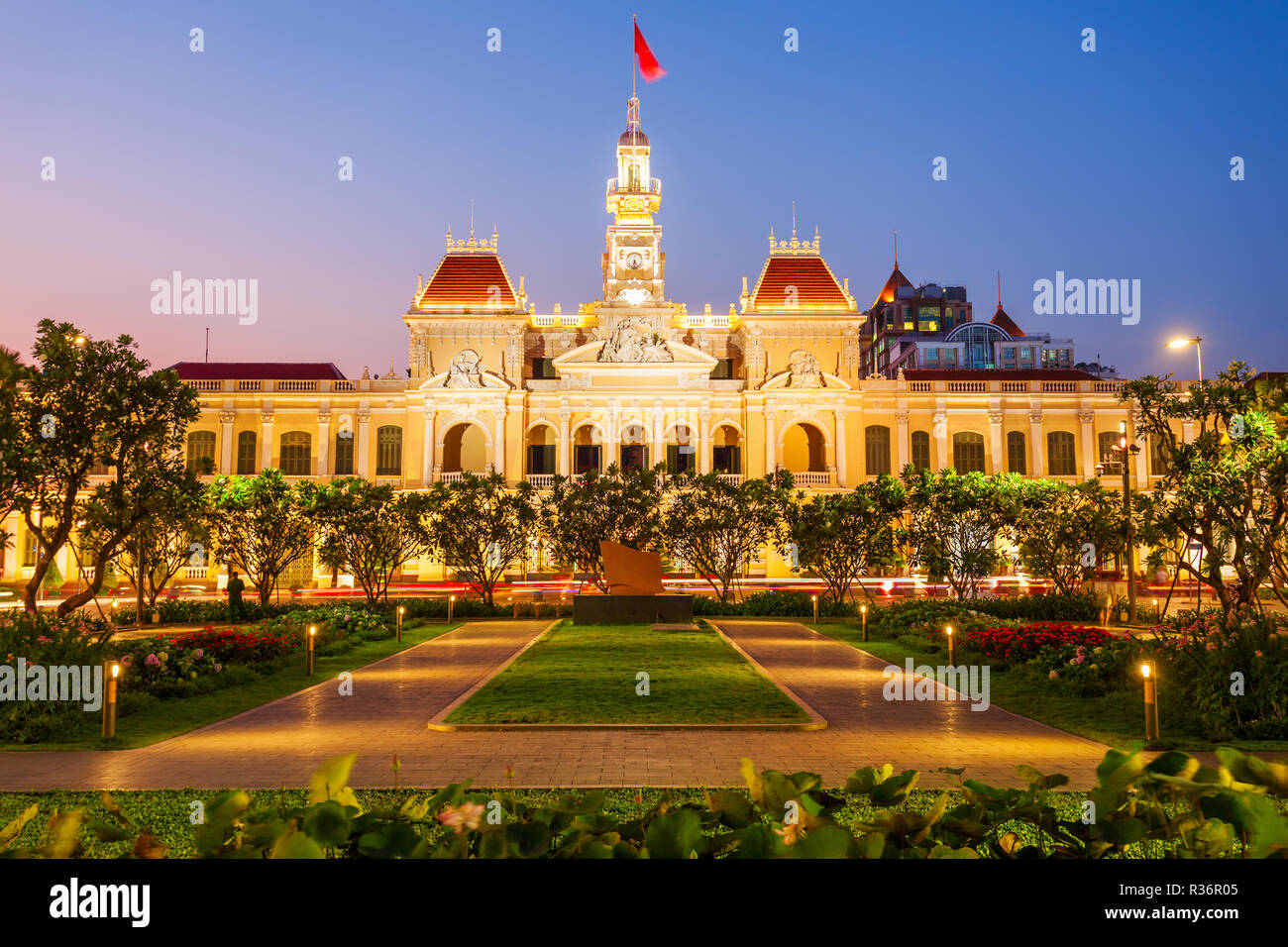 Ho Chi Minh City Hall o Saigon City Hall o comitato capo ufficio è un edificio in stile coloniale francese in Ho Chi Minh, Vietnam Foto Stock